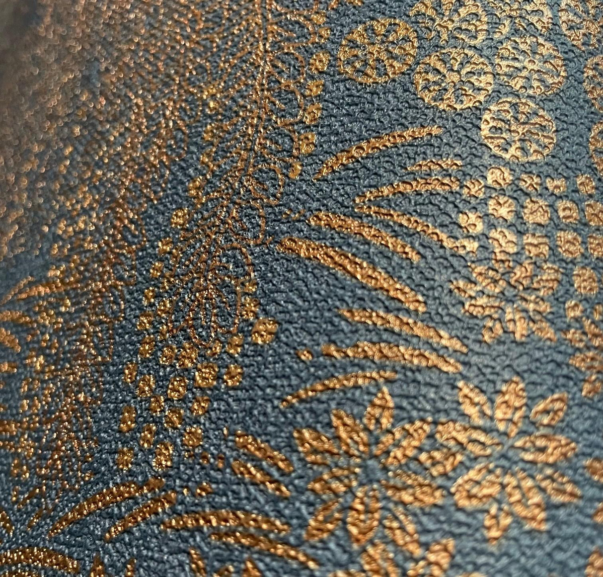 Veer Decor Willow Whisper Dark Blue Wallpaper