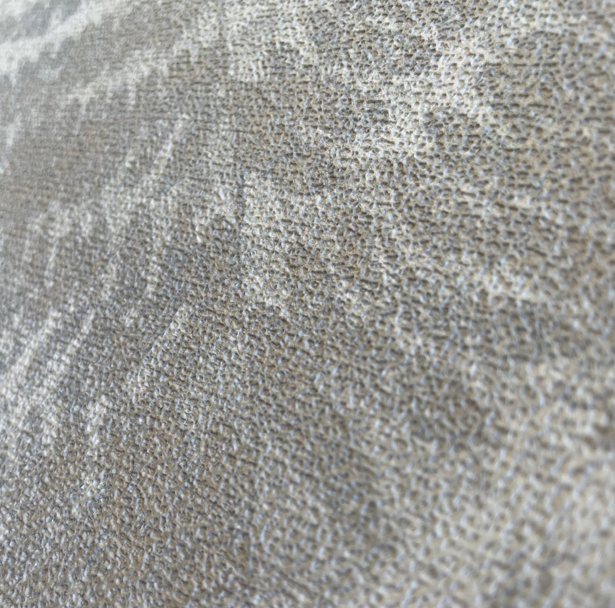 Veer Decor Fern Horizon White Wallpaper