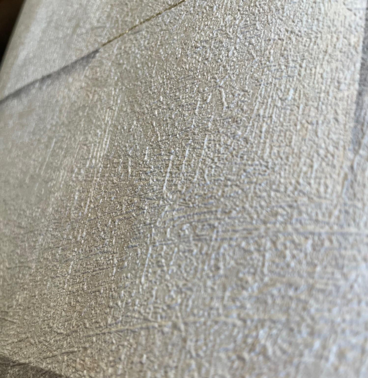 Veer Decor Prism Grid White Wallpaper