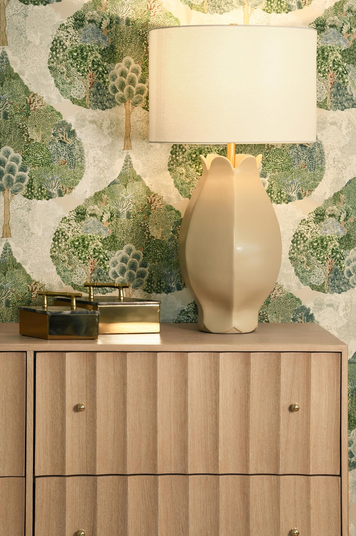 Worlds Away Four Drawer Chest With Fluted Detail In Cerused Oak