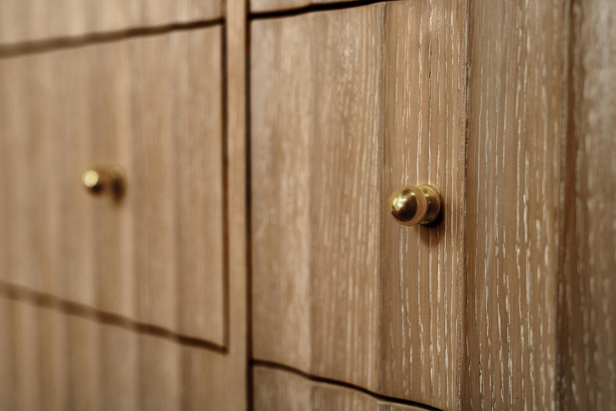 Worlds Away Four Drawer Chest With Fluted Detail In Cerused Oak