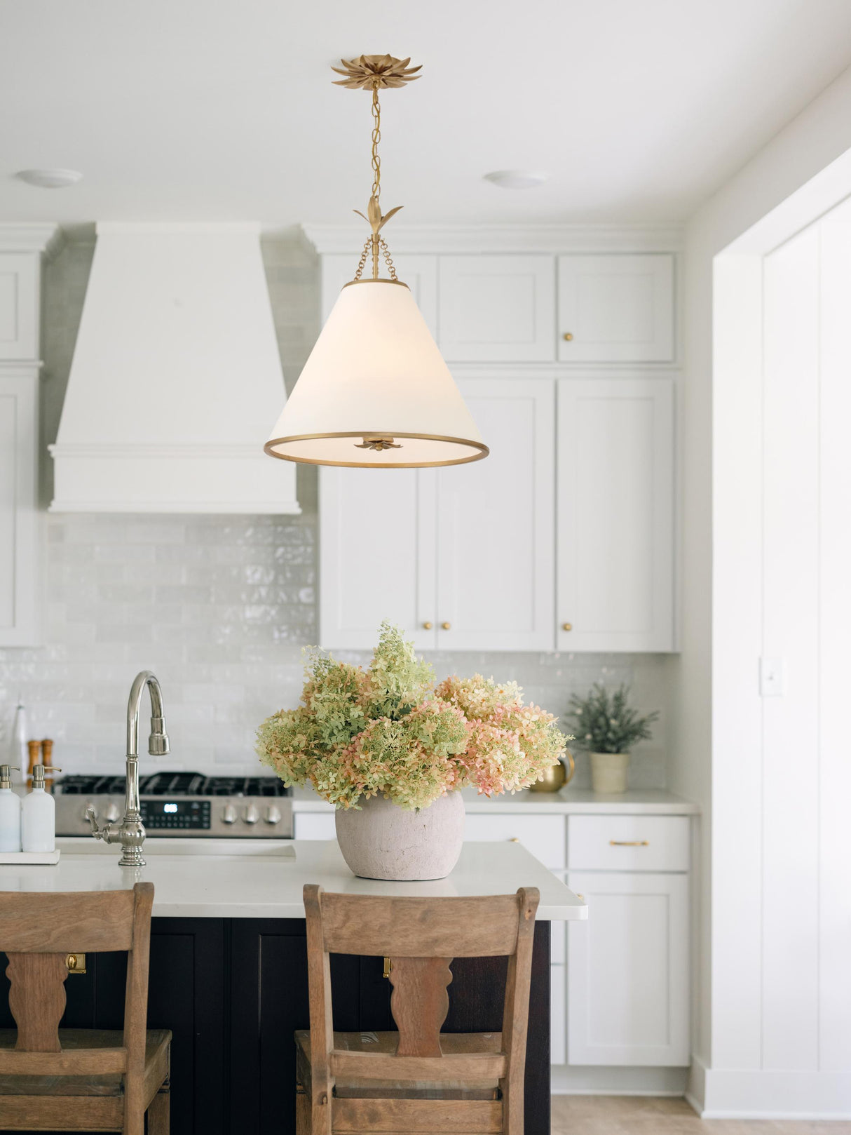 Crystorama Broche 4 Light Antique Gold Pendant