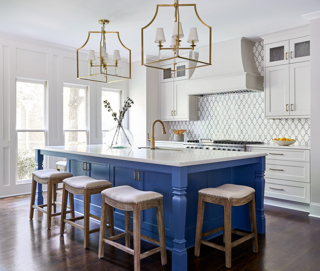 Crystorama Baxter 4 Light Aged Brass Lantern Chandelier