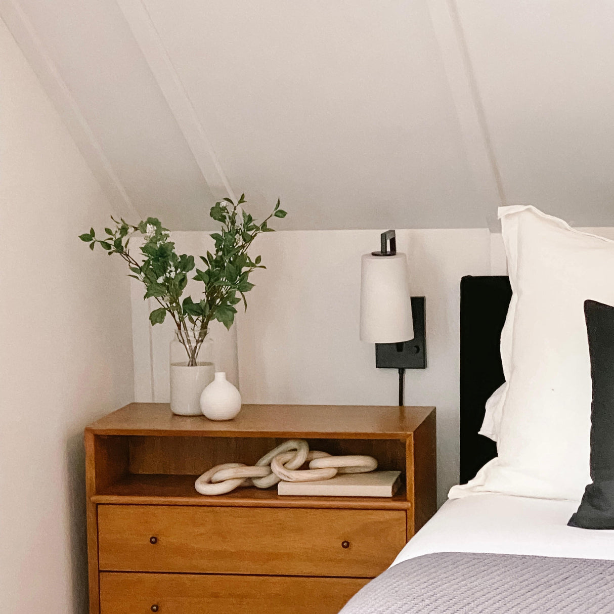 Crystorama Avon 1 Light Matte Black Task Sconce