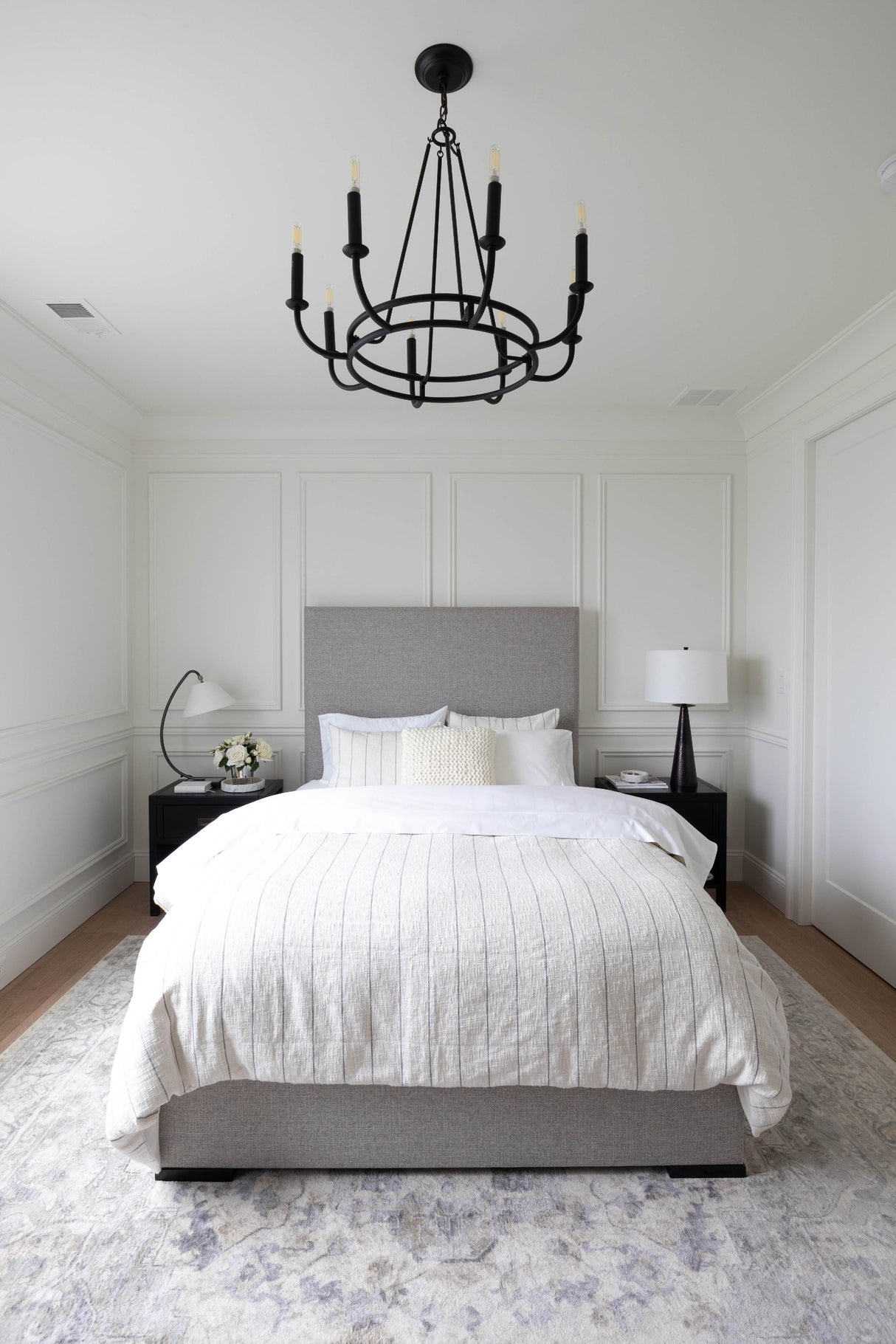 Crystorama Bailey 8 Light Matte Black Chandelier