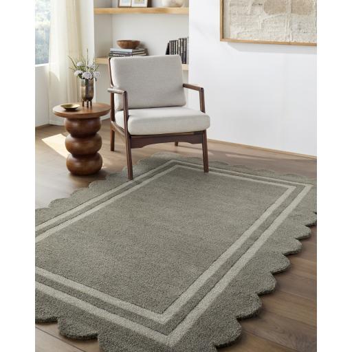 Surya Scalloped SCP-2302 3'6" x 5'6" Rug