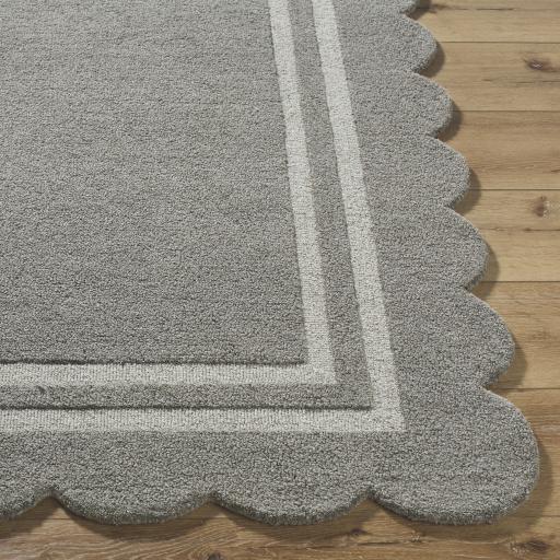Surya Scalloped SCP-2302 3'6" x 5'6" Rug