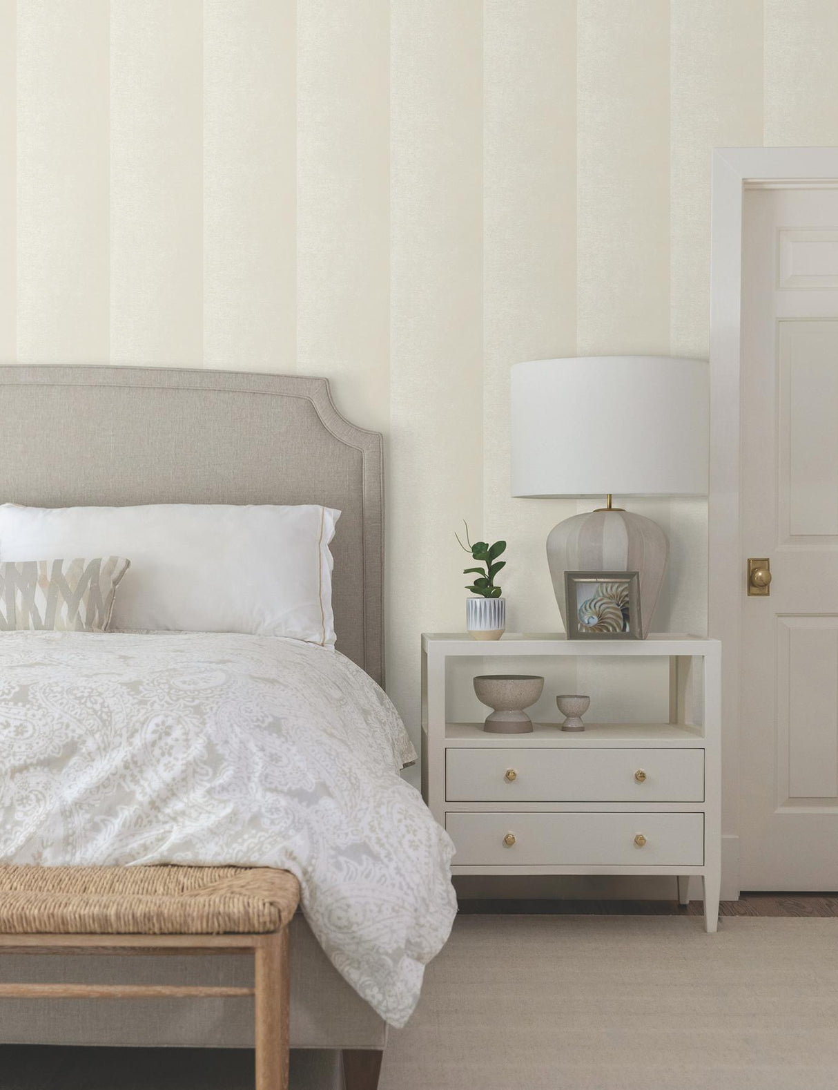 Kravet DESIGN W4310 116 Wallpaper