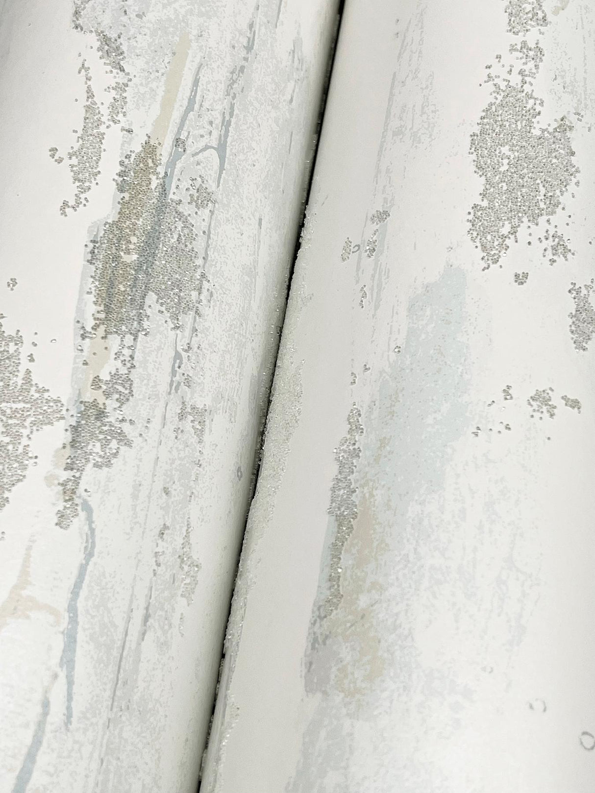 Kravet DESIGN W4312 15 Wallpaper