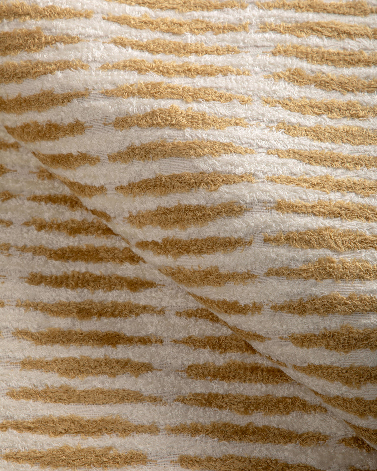 Kravet DESIGN 37426 4 Upholstery Fabric