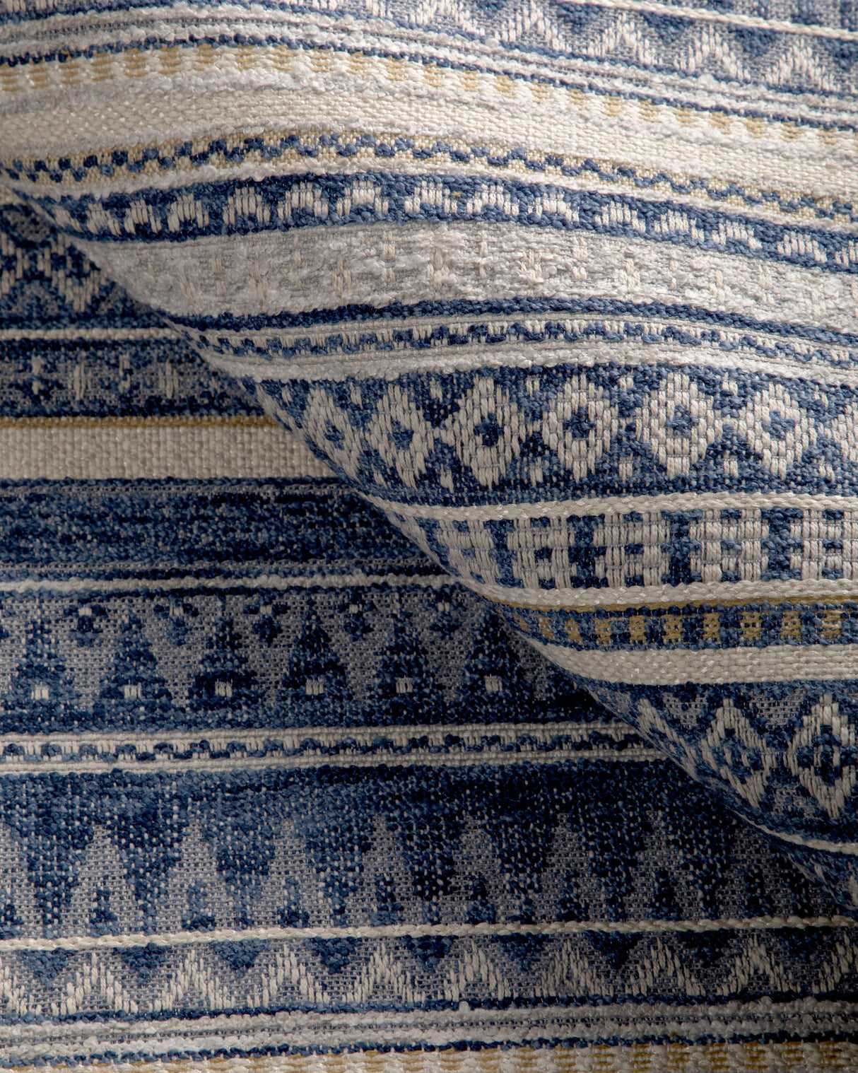 Kravet DESIGN 37457 54 Upholstery Fabric