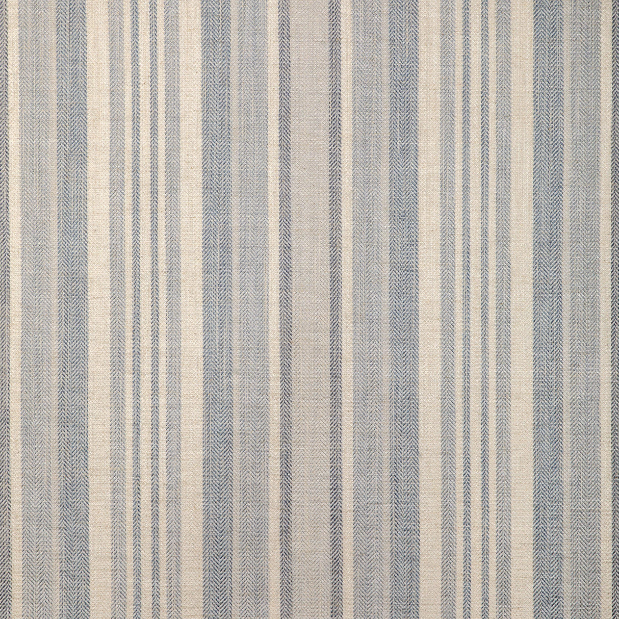 Kravet DESIGN 37462 516 Upholstery Fabric