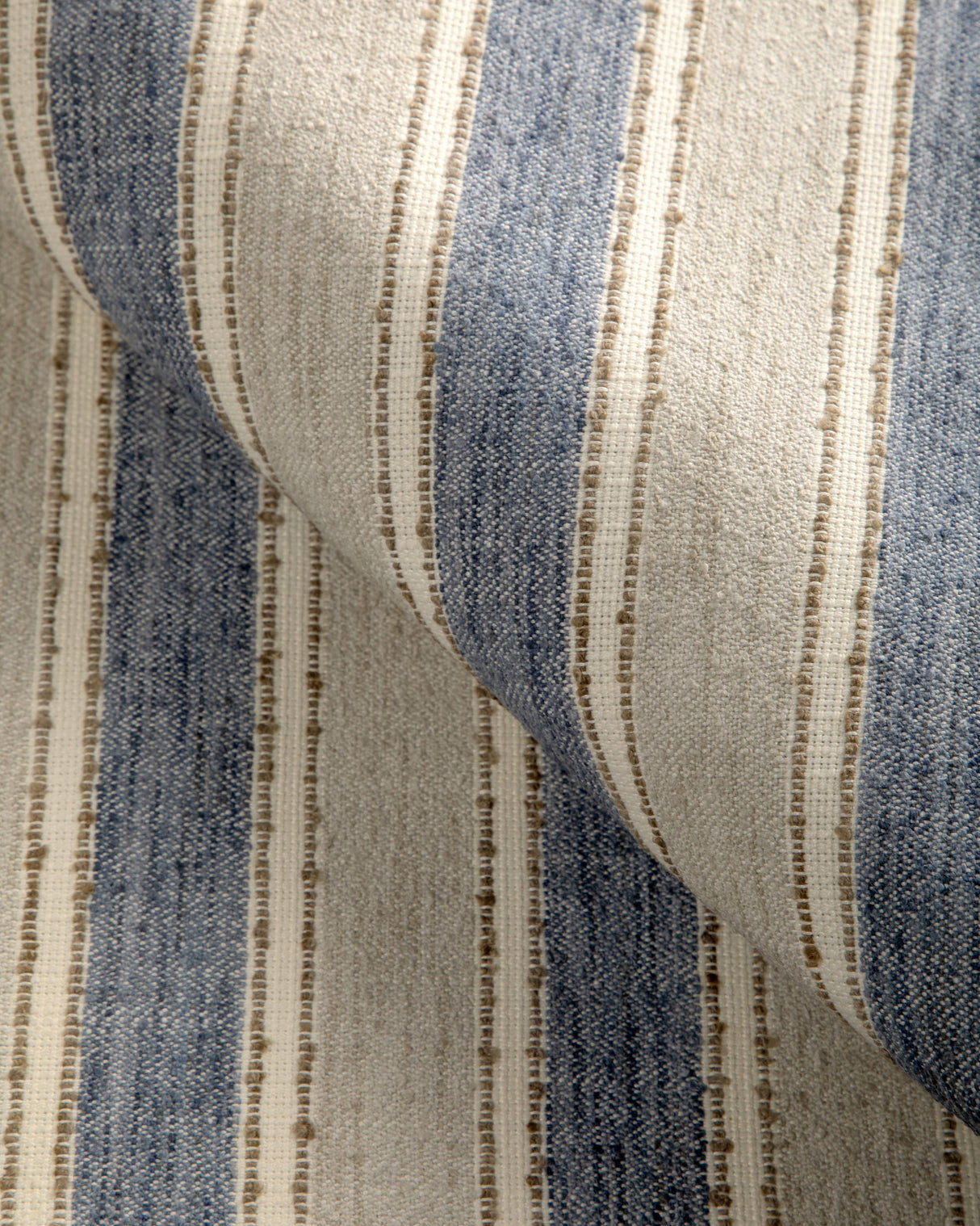 Kravet DESIGN 37461 511 Upholstery Fabric