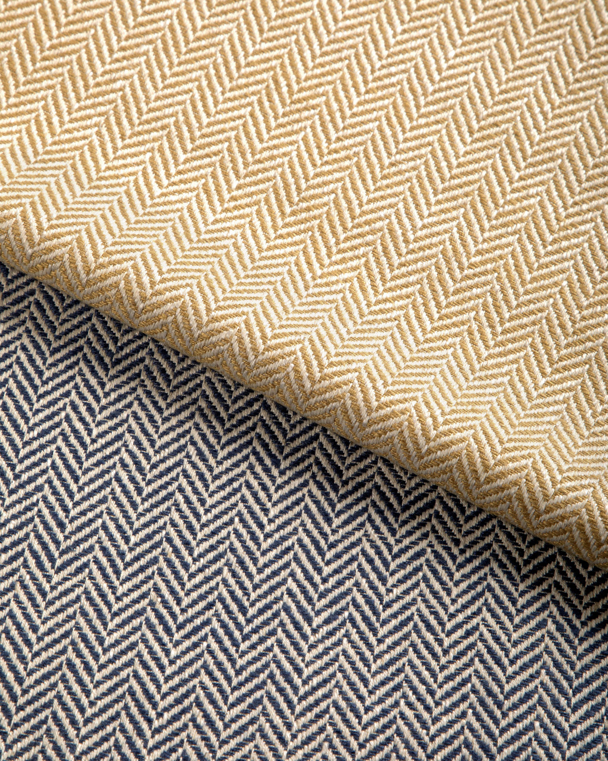 Kravet DESIGN 37493 4 Upholstery Fabric