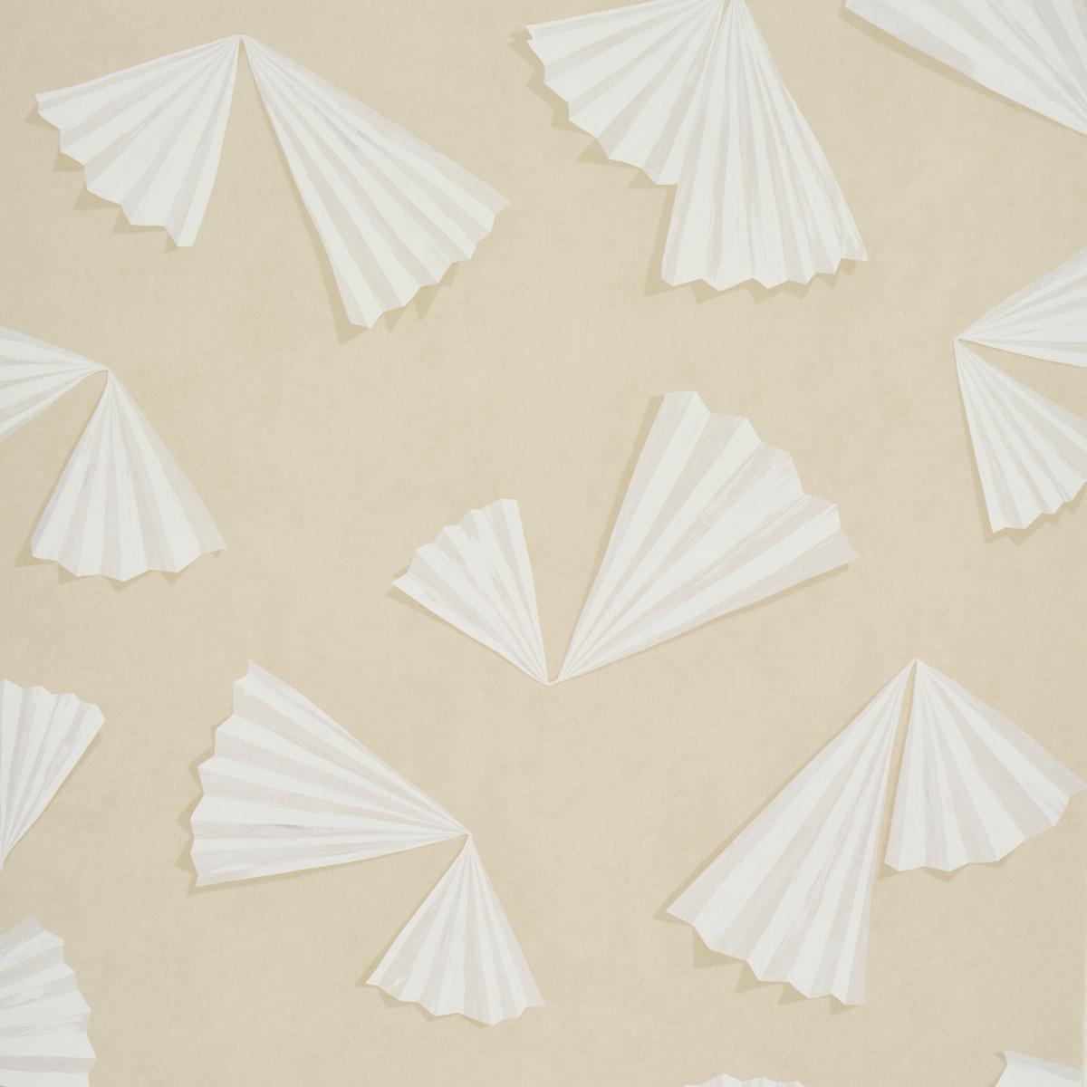 Schumacher Backdrop X Schumacher Antoinette Warm White Wallpaper