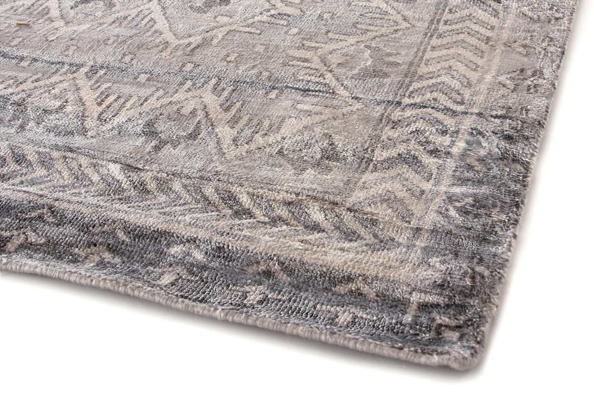 Exquisite Rugs Antique Weave Bamboo Hand Knotted Bamboo Silk in 10001 Ivory/Silver 6' x 9' Area Rug