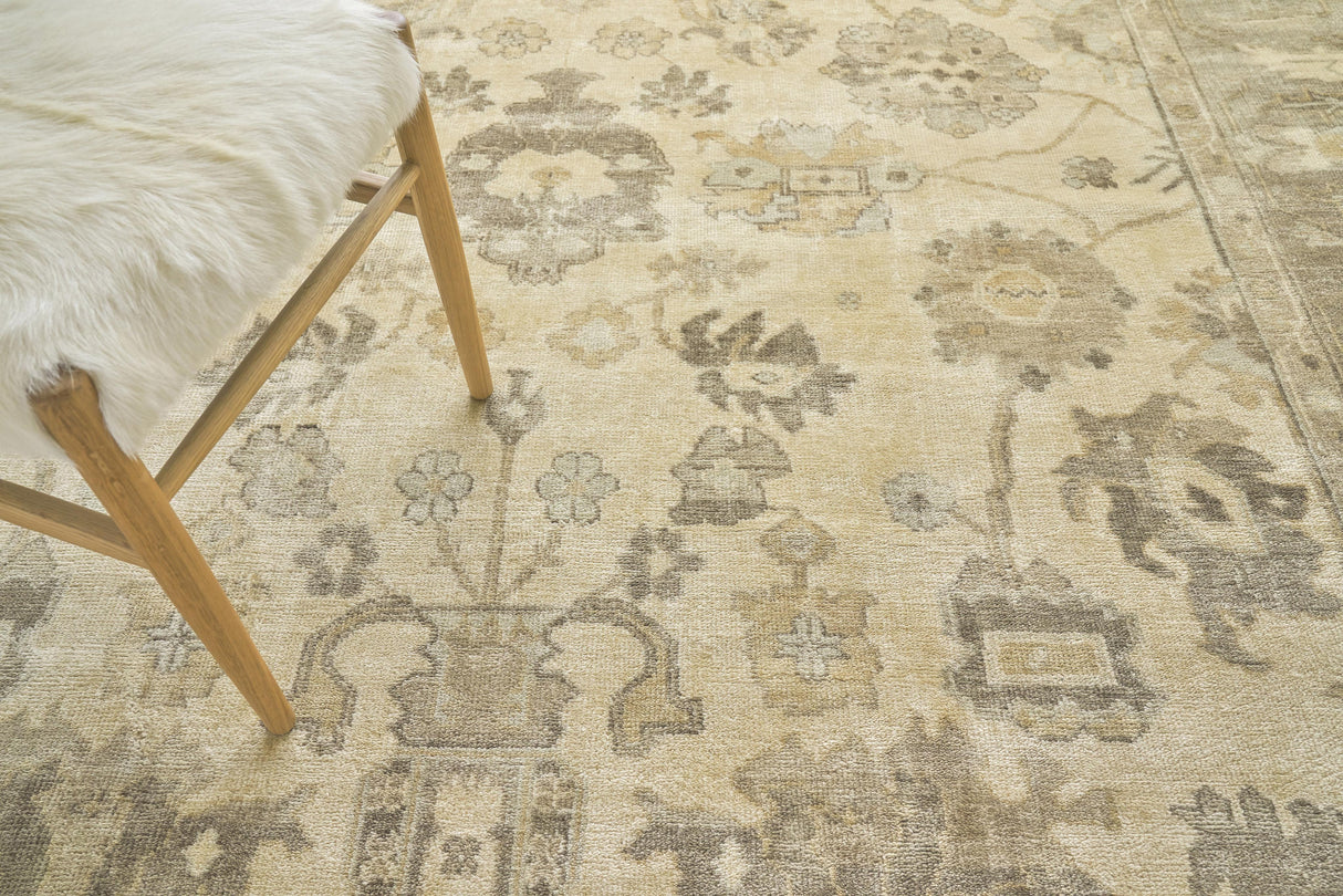 Exquisite Rugs Antique Weave Oushak Hand Knotted New Zealand Wool in 2002 Ivory/Gray/Beige 10' x 14' Area Rug