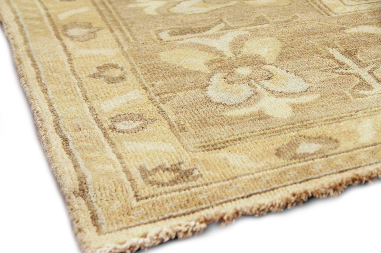 Exquisite Rugs Antique Weave Oushak Hand Knotted New Zealand Wool in 2002 Ivory/Gray/Beige 6' x 9' Area Rug