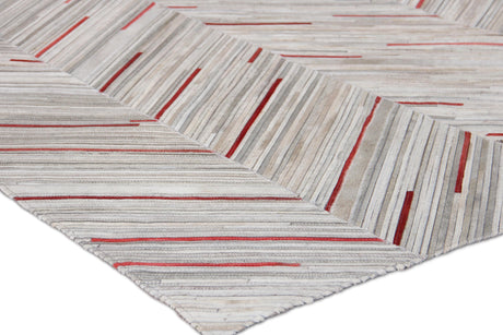 Exquisite Rugs Natural Hide Handmade Leather Hide in 2138 Ivory/Beige/Red/Multi 5' x 8' Area Rug