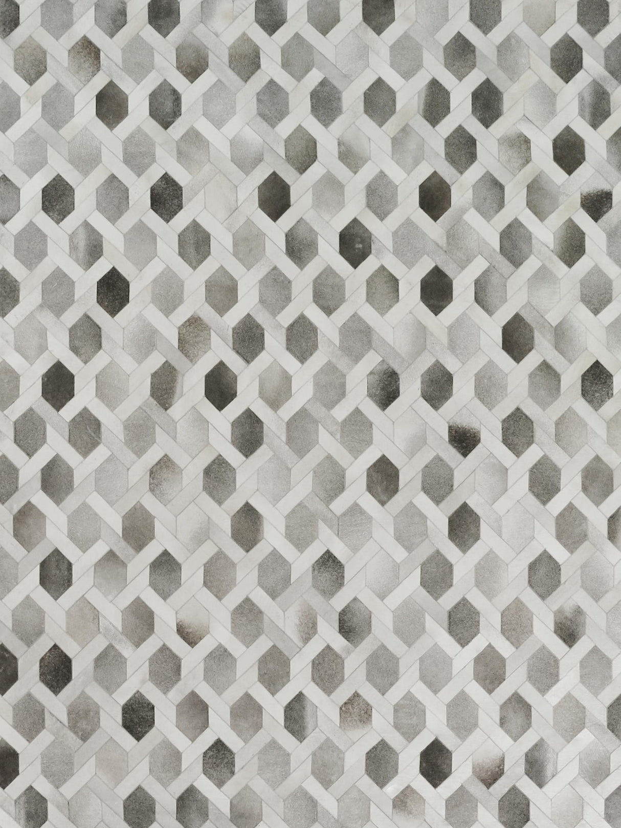 Exquisite Rugs Natural Hide Handmade Leather Hide in 2155 Gray/Silver 8' x 11' Area Rug