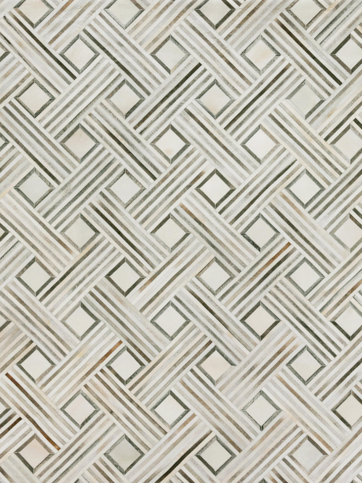 Exquisite Rugs Natural Hide Handmade Leather Hide in 2166 Silver/Ivory 5' x 8' Area Rug