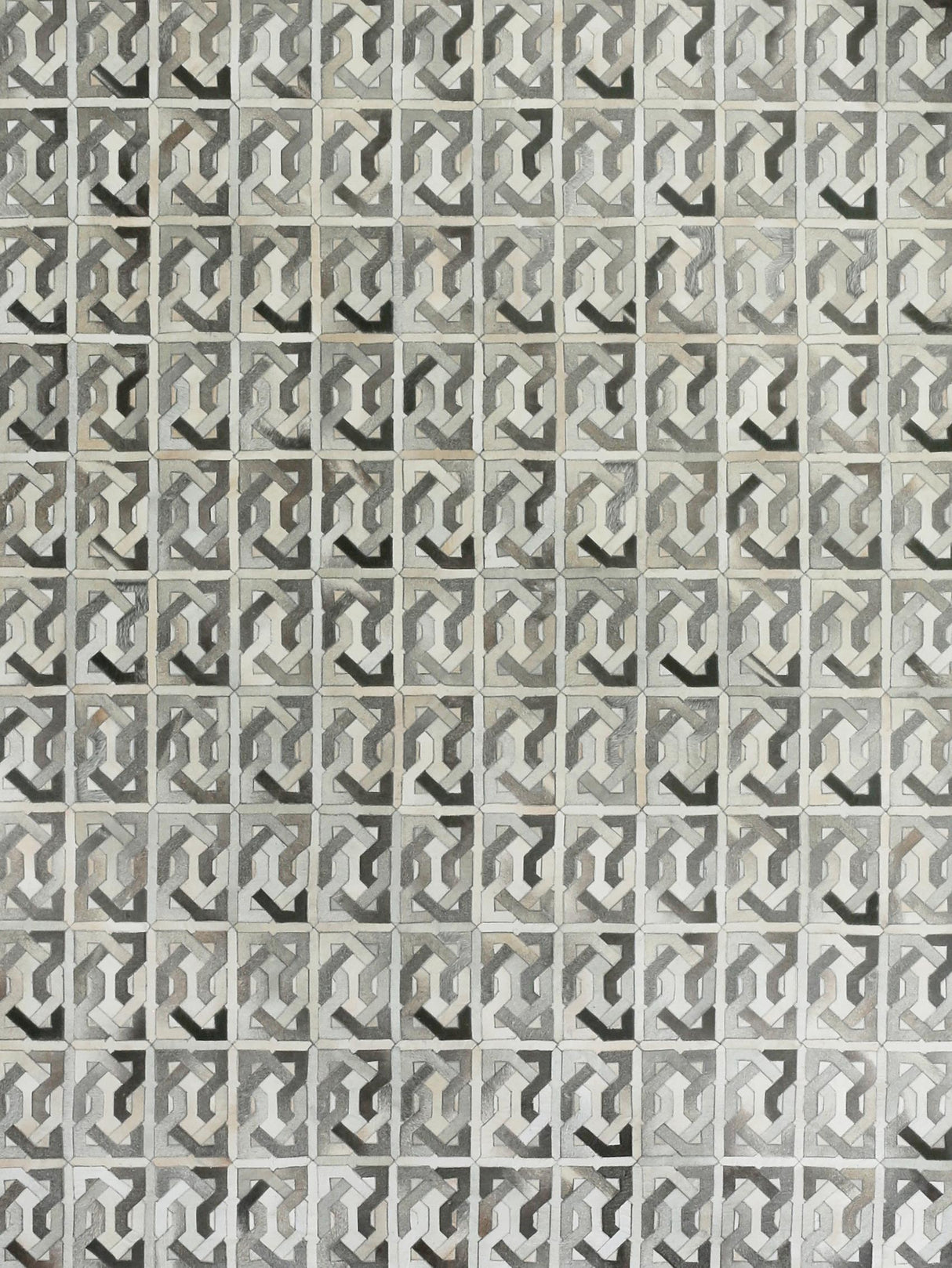 Exquisite Rugs Natural Hide Handmade Leather Hide in 2168 Ivory/Silver/Medium Gray 8' x 10' Area Rug
