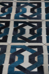 Exquisite Rugs Natural Hide Handmade Leather Hide in 2169 Ivory/Navy/Medium Blue 5' x 8' Area Rug