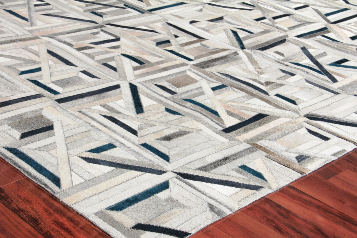 Exquisite Rugs Natural Hide Handmade Leather Hide in 2173 Silver/Blue 13' x 14' Area Rug