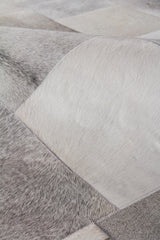 Exquisite Rugs Natural Hide Handmade Leather Hide in 2189 Silver/Gray 5' x 8' Area Rug