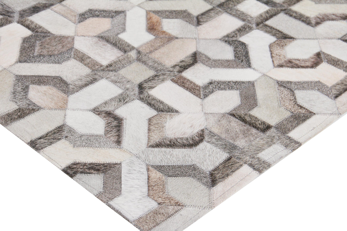 Exquisite Rugs Natural Hide Handmade Leather Hide in 2209 Silver/Ivory 8' x 10' Area Rug