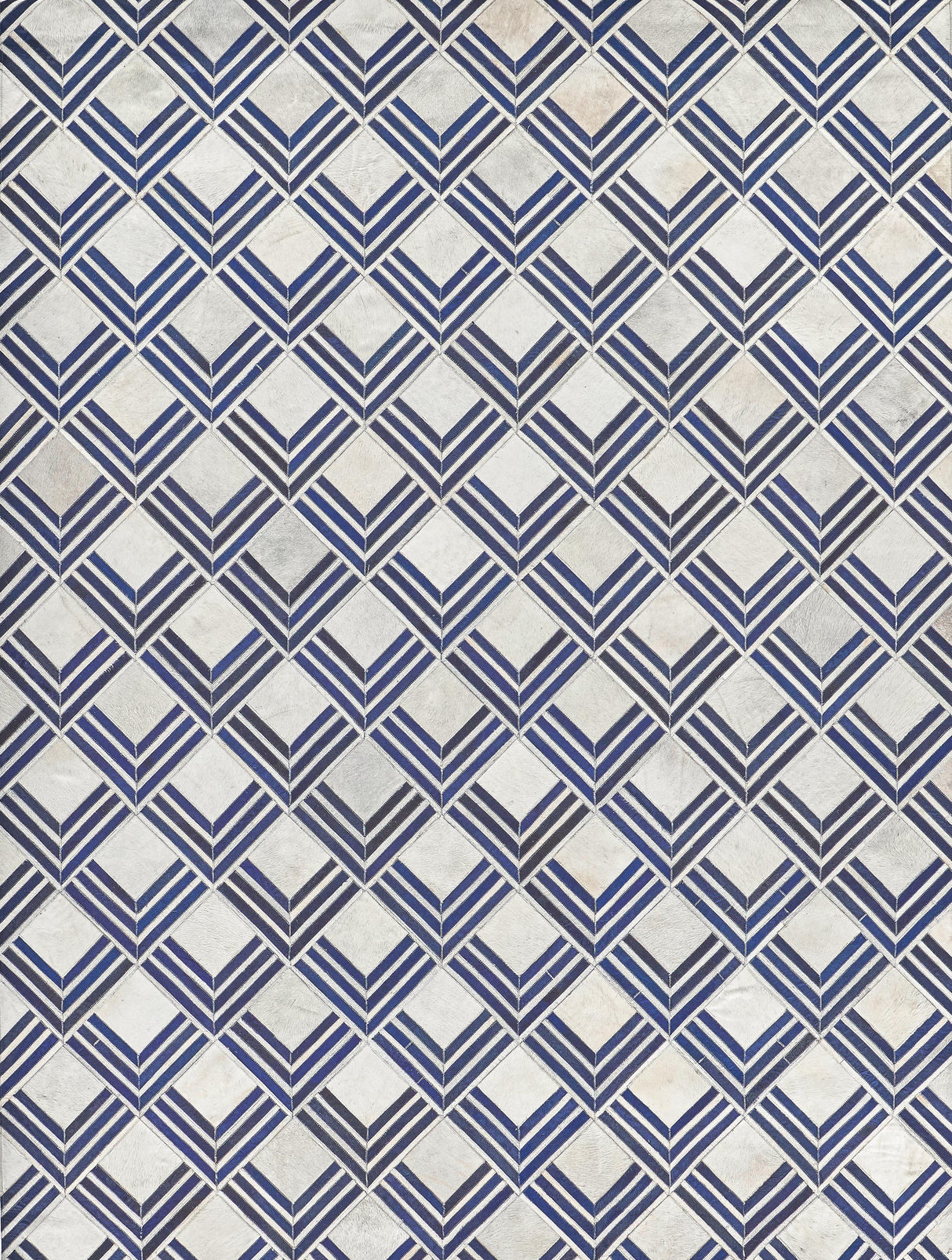 Exquisite Rugs Natural Hide Handmade Leather Hide in 2219 Navy/Multi 5' x 8' Area Rug