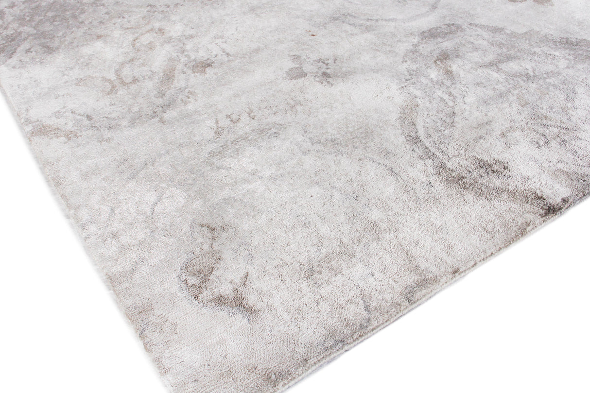 Exquisite Rugs Antique'd Silk Hand Knotted Bamboo Silk in 2431 Beige/Ivory/Gray 6' x 9' Area Rug