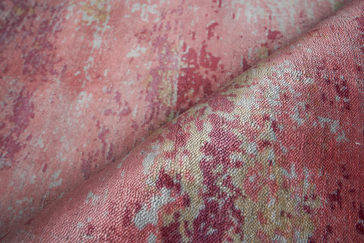 Exquisite Rugs Antolini Hand Loomed Bamboo Silk in 2535 Red/Gray 10' x 14' Area Rug