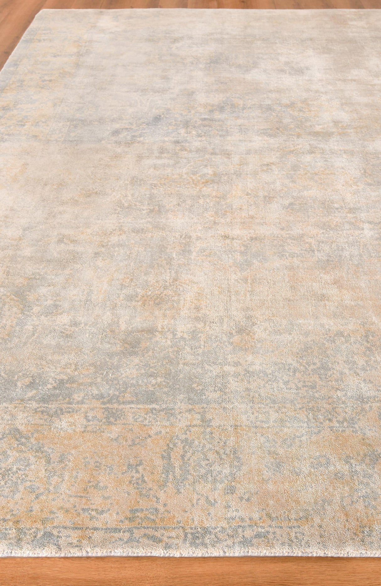 Exquisite Rugs Cassina Hand Loomed Bamboo Silk in 2546 Blue/Ivory 6' x 9' Area Rug