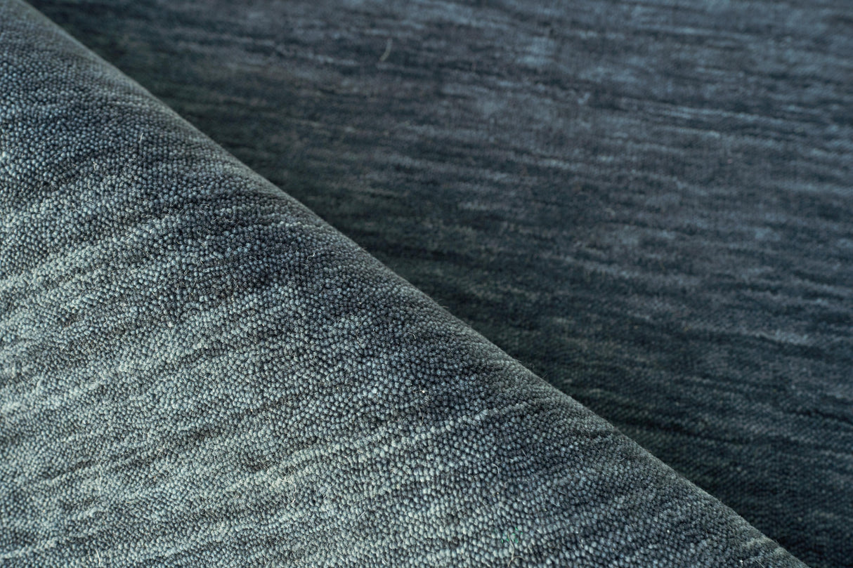 Exquisite Rugs Roche Hand Loomed New Zealand Wool in 2735 Dark Blue 12' x 15' Area Rug