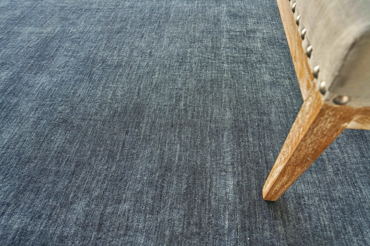 Exquisite Rugs Roche Hand Loomed New Zealand Wool in 2735 Dark Blue 6' x 9' Area Rug