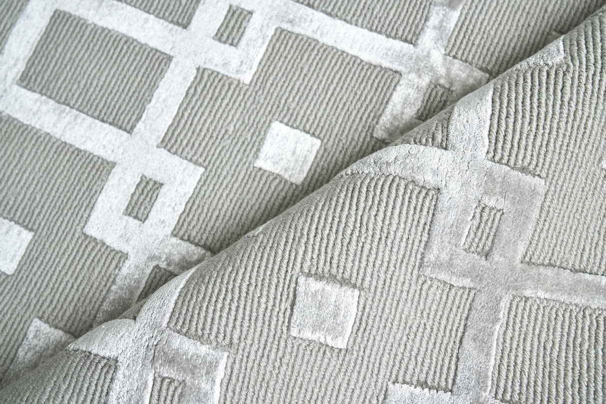 Exquisite Rugs Metro Velvet Hand Knotted Wool/Viscose in 3032 Silver 8' x 10' Area Rug