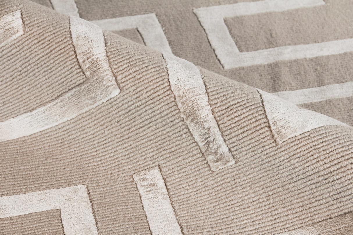 Exquisite Rugs Metro Velvet Hand Knotted Wool/Viscose in 3043 Beige 8' x 10' Area Rug