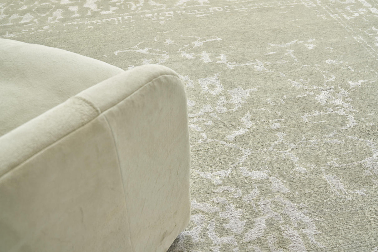 Exquisite Rugs Terras Hand Knotted Wool/Bamboo Silk in 3129 Gray/Platinum 14' x 18' Area Rug