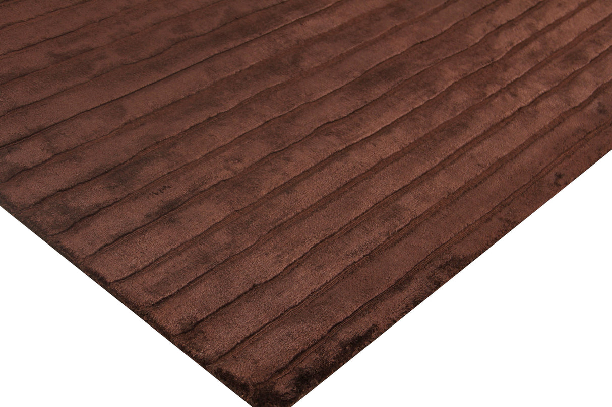 Exquisite Rugs High Low Hand Loomed Viscose in 3229 Chocolate 8' x 10' Area Rug