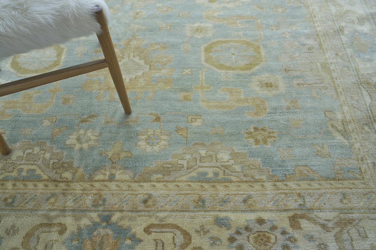 Exquisite Rugs Antique Weave Oushak Hand Knotted New Zealand Wool in 3280 Light Blue/Ivory 8' x 10' Area Rug