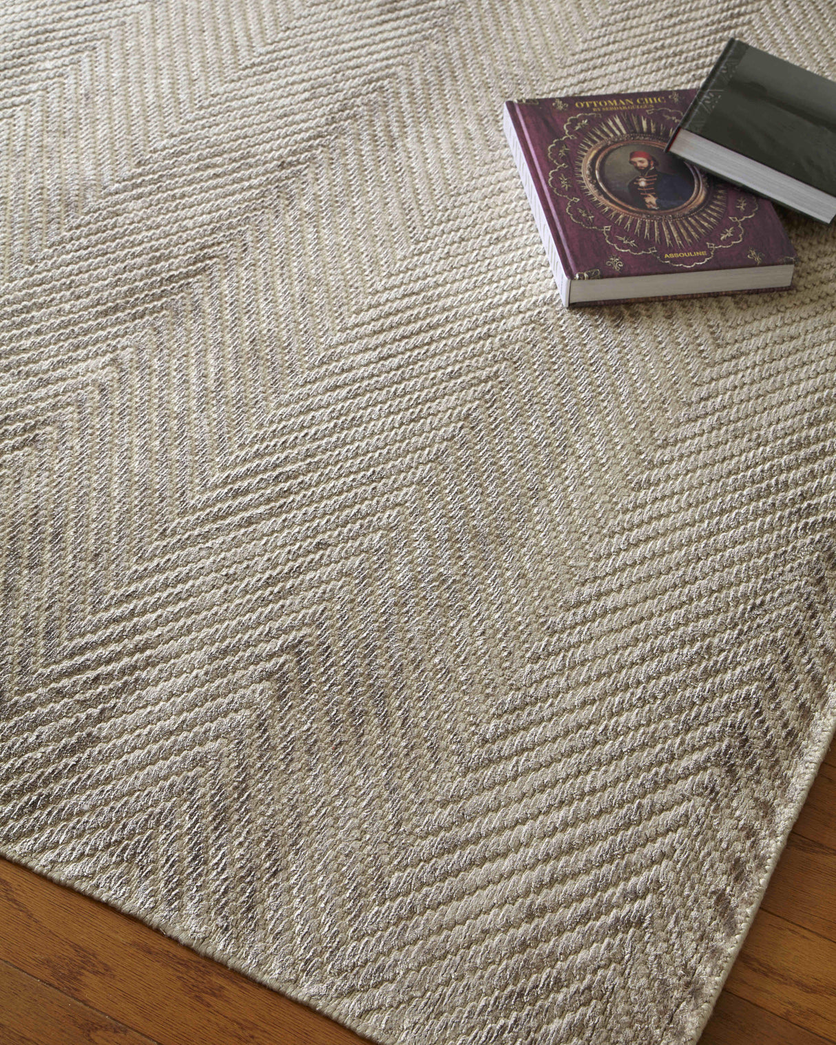 Exquisite Rugs Honeycomb Hand Loomed Viscose in 3269 Khaki 6' x 9' Area Rug
