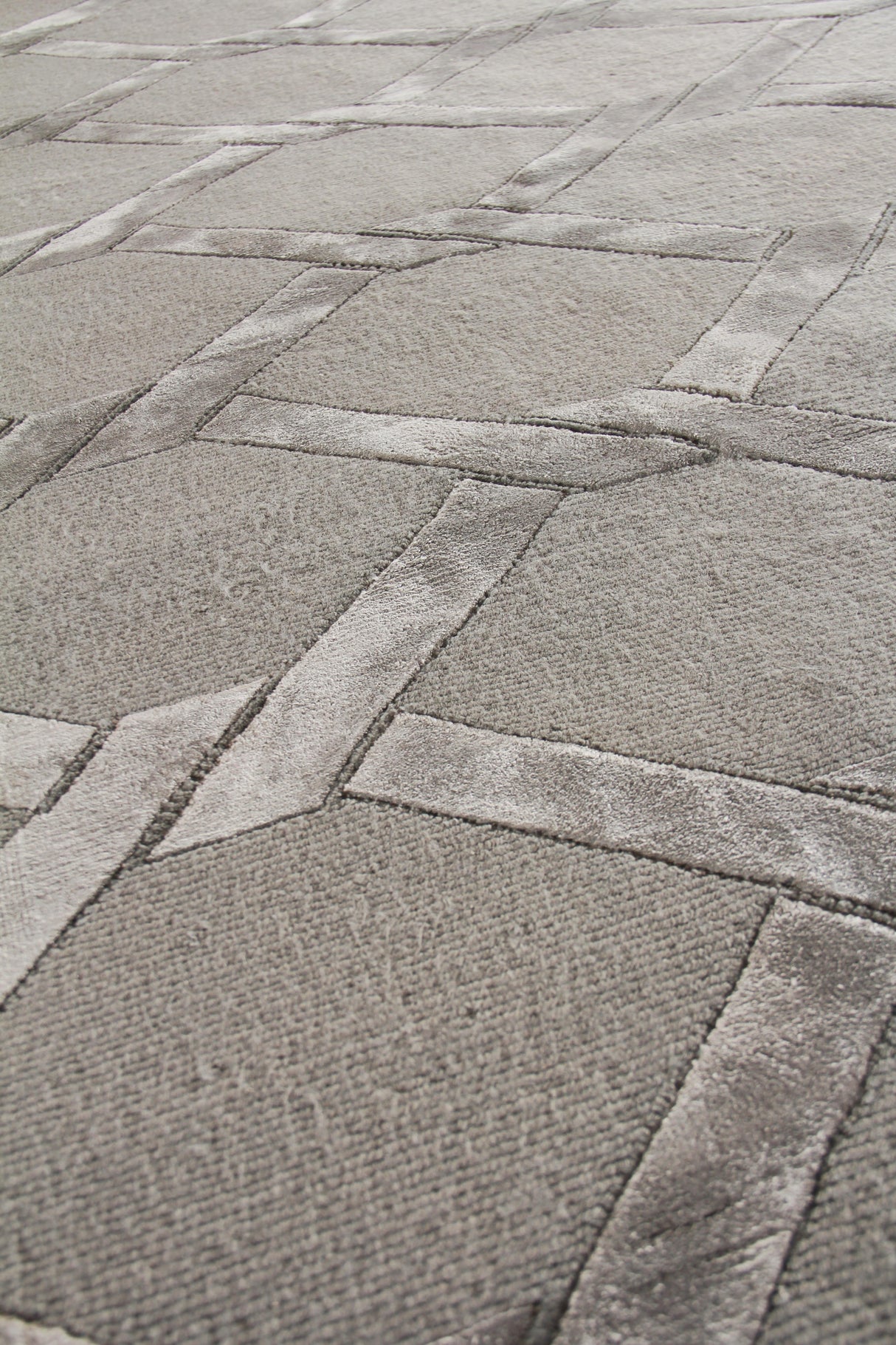 Exquisite Rugs Metro Velvet Hand Knotted Wool/Viscose in 3296 Dark Taupe 10' x 14' Area Rug