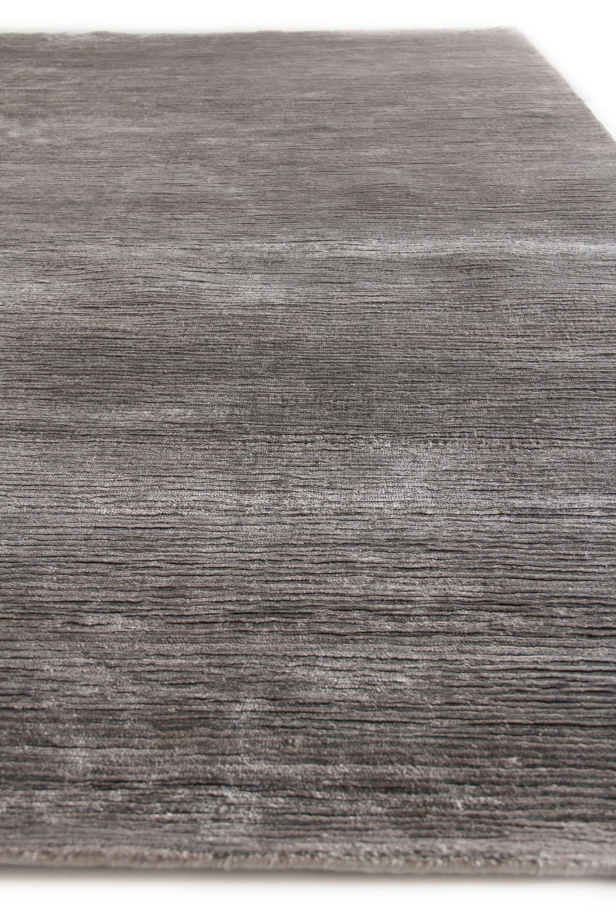 Exquisite Rugs Crush Hand Knotted Bamboo Silk in 3301 Silver/Dark Silver 8' x 10' Area Rug