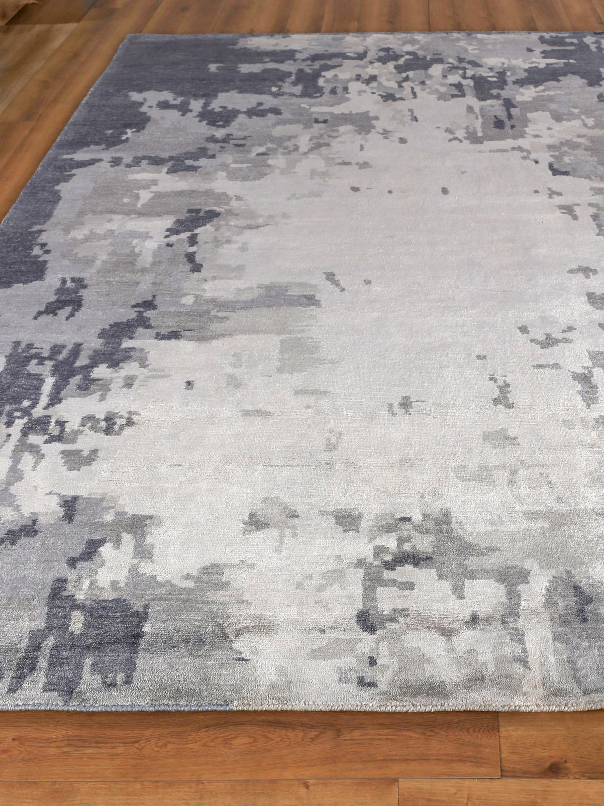 Exquisite Rugs Bamboo Silk Hand Knotted Bamboo Silk in 3341 Blue/Gray 6' x 9' Area Rug