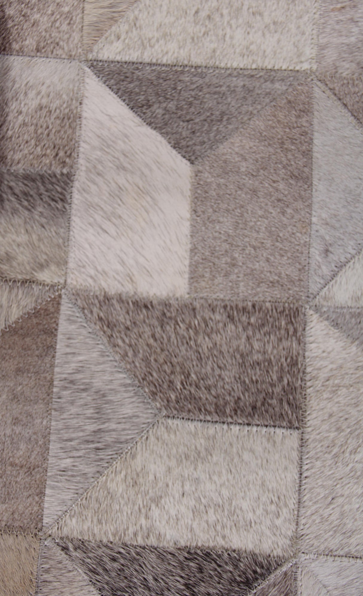 Exquisite Rugs Natural Hide Handmade Leather Hide in 3355 Gray/Multi 5' x 8' Area Rug
