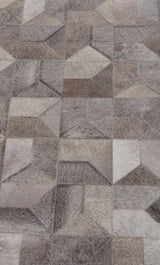 Exquisite Rugs Natural Hide Handmade Leather Hide in 3355 Gray/Multi 5' x 8' Area Rug