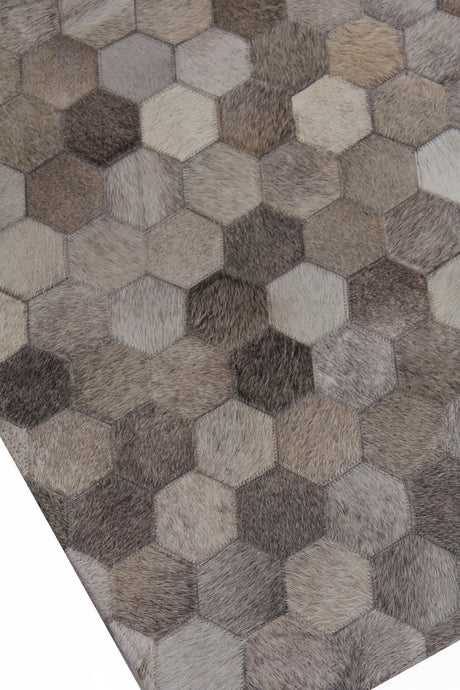 Exquisite Rugs Natural Hide Handmade Leather Hide in 3357 Dark Gray/Multi 5' x 8' Area Rug