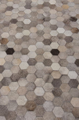 Exquisite Rugs Natural Hide Handmade Leather Hide in 3357 Dark Gray/Multi 5' x 8' Area Rug