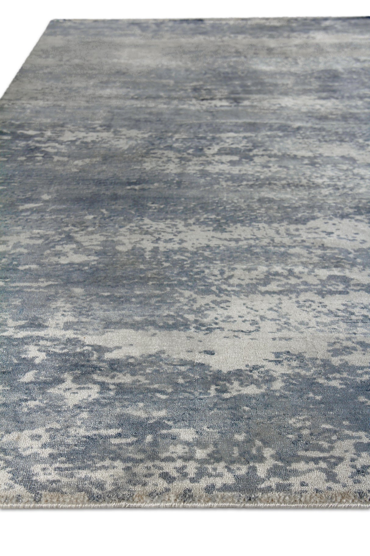 Exquisite Rugs Koda Hand Loomed Bamboo Silk in 3393 Light Blue 10' x 14' Area Rug